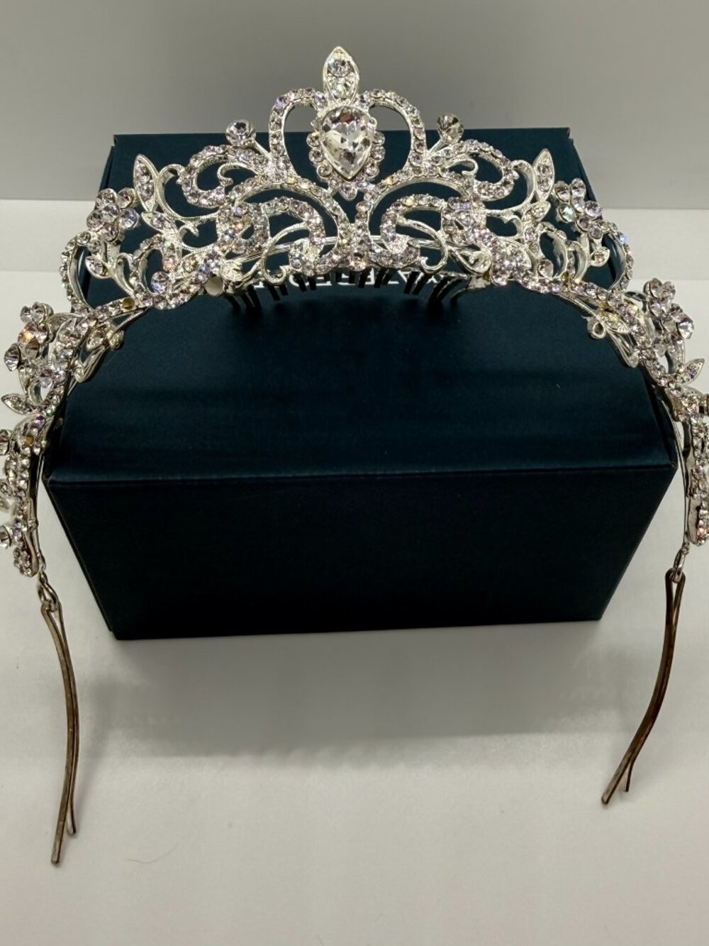 Half-Wreath Crown